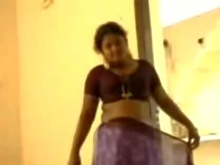 Southindian Busty Tamil Aunty's xxx clip clip mov Un